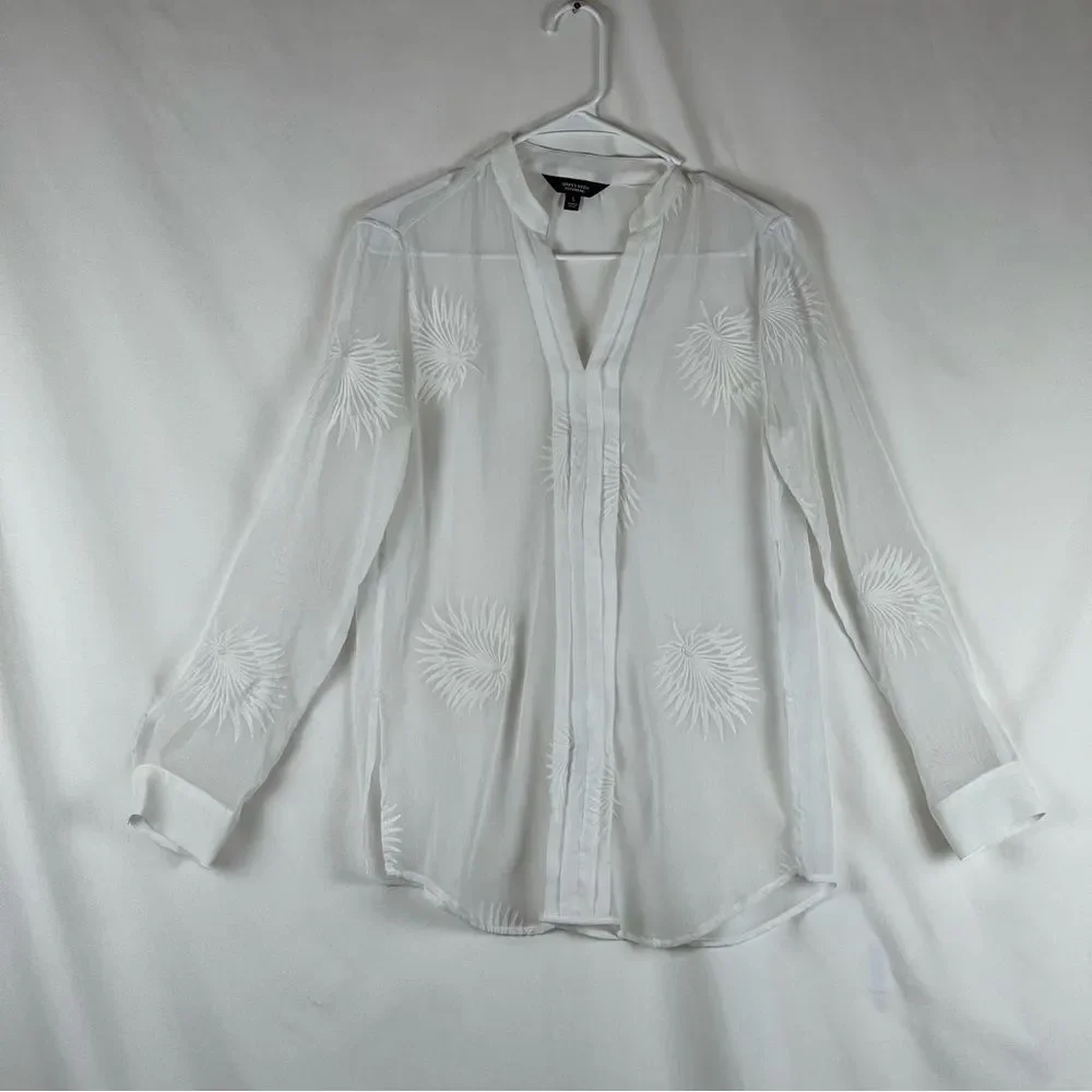Vera Wang Sheer White Embroidered Tunic Top  NWOT Size S Bohemian